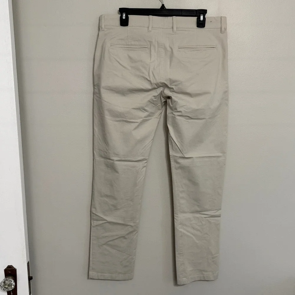 J Crew Mens 33x32 (Actual 33x30) Beige Tech Pant Stretch Performance Chino